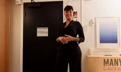 Boob Crush Nut Bust with Samantha (MP4 720p)