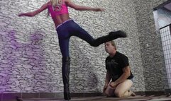 (FULL HD) His head gets the worst kicks part 3