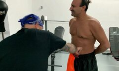 SMFC-22 David Angell vs Carlos Belly Punching (wmv format)