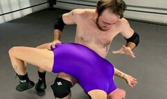 MW-1452 Kyle vs Estrella male domination pro style (wmv format)