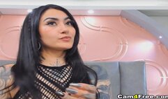 Curvy Woman Passionately Fuck Her Shaved Pussy