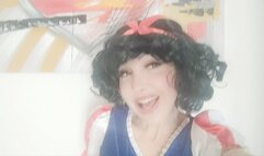 Snow White divore you, stupid dwarf