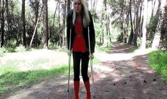 Severe pain from falling in the forest MP4(1280*720)HD