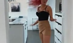 OliviaMaeBae Gets Creampied To Seal the Deal