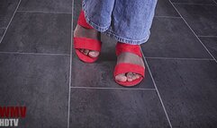 Colourful Feet And Shoes (HDTVWMV) – Miss Abiola