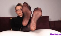 Viky Fishnet Fetish - 4K MP4