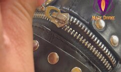 Worship My Foot, SLAVE!!