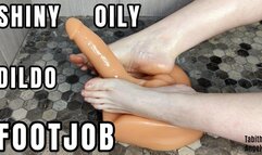 Shiny Oily Dildo Footjob WMV