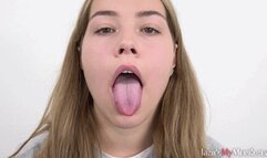 Inside My Mouth - Adela - mouth tour (HD)