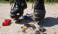 Tiny Toy Cars Crush in Dr Martens WMV