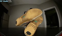 Brat 's sneakers are muggy inside! Feel the heat on your face!? - MP4