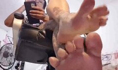 Under Giantess unaware Sweaty Soles Foot fetish Voyeur cam Moist glistening wrinkked milf soles on a heat wave day no ac Smoking on her phone unpainted toenauls big toe scratching soles avi