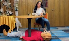 Mistress Ciara's VR Game Footrest