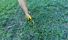 Miaisbeth ruining her heels on heavy mud and playing barefoot with the mud