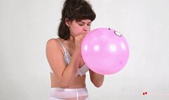 Petra tries to inflate the balloon but fails (HD)