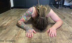 Worshiping My smelly Vans shoes and stocked feet while I'm crashing My slaves palms