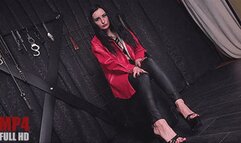 Plateaus Dangling (FULL HD) – Lady Amira