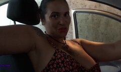 PEE FROM STEPMOM'S HAIRY BUSH - PISCIA DALLA FIGA PELOSA DI MAMMA