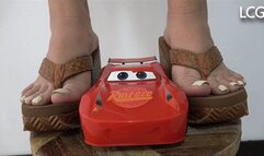 Karin Destroys Red Car With Class