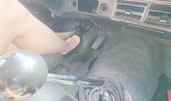 Pumping, and revving the '70 Fairlane in Black Heels