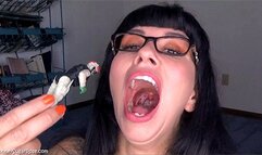 Blackmail Shrinking Vore Fantasy Fulfilled With Giantess Goddess -MOV 1920x1080p