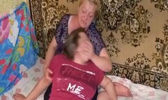 Two BBW did not share the balloons MP4(1280*720)HD