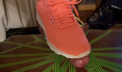 Shoejob with diferent Color of the sneakers