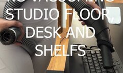 KG VACUUMING STUDIO FLOOR DESK AND SHELF