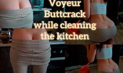 Step mom buttcrack while cleaning the kitchen! Voyeur