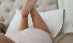 Come lay with me in my bed