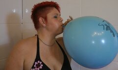 Annadevot - balloons, bathtub, bathing suit