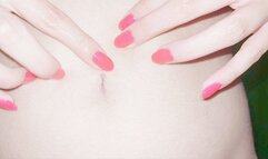 I touch my infected belly button - slow motion