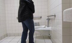 Out of state public pee w farting