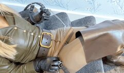 WEAK FOR MY THIGH BOOTS (720P)