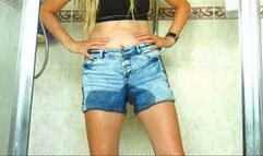 Desperation Jean Shorts Pee