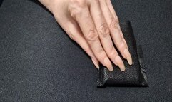 Scratching long natural nails