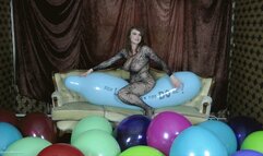 Josefine blows airships Full HD