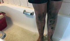 Mud Showering Girl (HD)