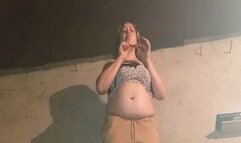 Let's have a party in my belly MP4(1280*720)HD