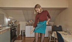 Alanna pretends to be a damsel in trouble