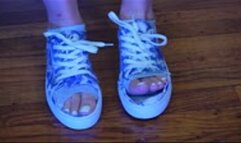 Redhead Stepmom GROWS on her Birthday! Sneakers Destruction, POV sex with Giantess and lots of Moaning MP4 1080