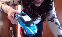 I destroy your ex girlfriend's presents - Video re-edited in 1080HD