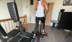 Schwitzige Füße für den Fußsklaven