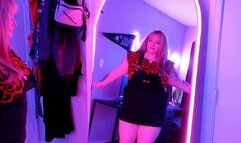 Magical Dancing Mirror Bikini Try On