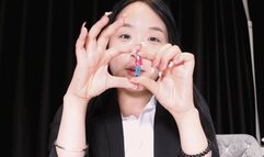 QIQI farts to slaves