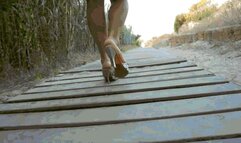 Walking in mules shoes on the beach MP4(1920x1080)FHD