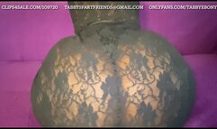 A bunch of long juicy farts