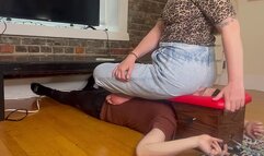 Goddess Ana: Push your face Into My Jeans Ass (Side View)