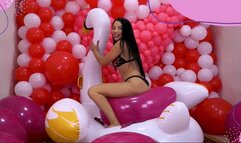 Dani Sit Popping Balance! - 4K