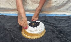 Cake crush barefoot - crush fetish food crush